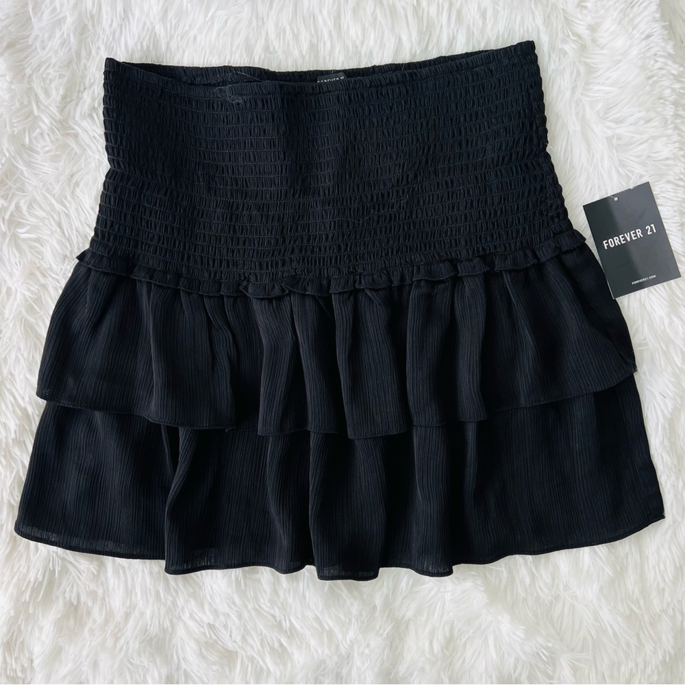 Forever 21 Black Bubble Mini Skirt